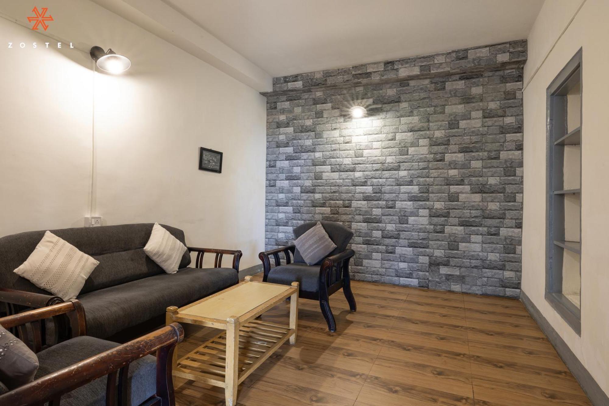 ซอสเทล โกไดกานัล Hostel ภายนอก รูปภาพ